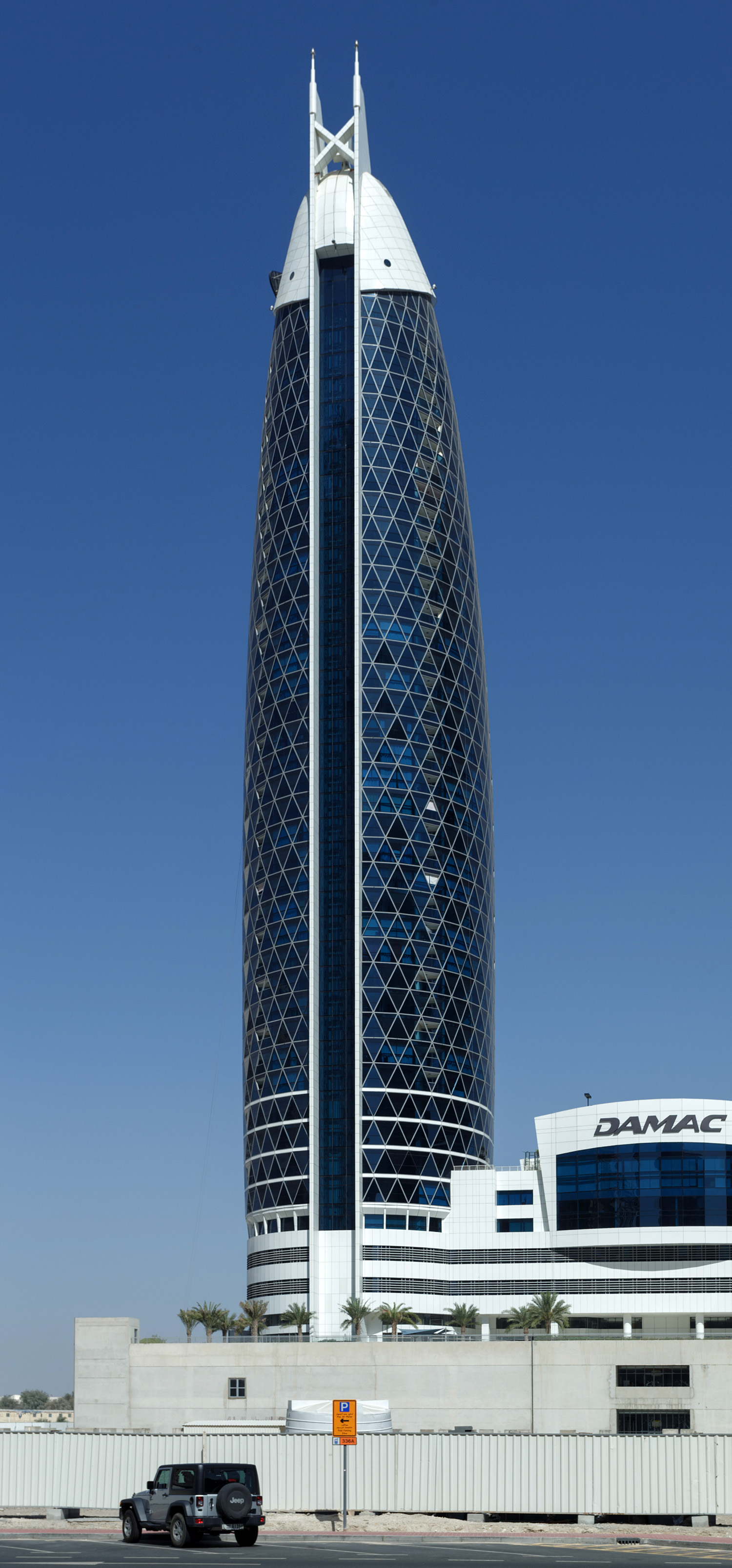 Park Tower 1, Dubai - View from the west. © Mathias Beinling